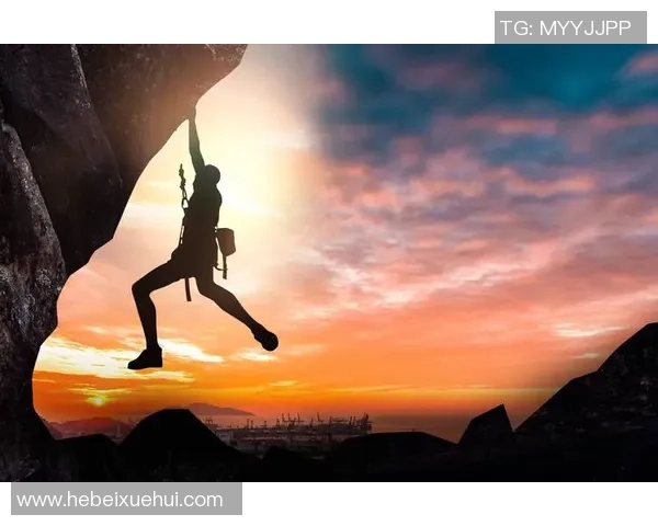 攀岩战术解析:成都攀岩队边路渗透体系的创新与实践探讨 攀岩战术解析:成都攀岩队边路渗透体系的创新与实践探讨